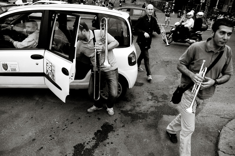 Rome: Participating musicians arrive by taxi.