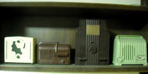 Tanikawa has about 70 vintage radios in his collection