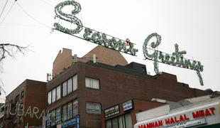 Jackson Heights celebrates the Muslim holiday of Eid al-Adha with salutations: 