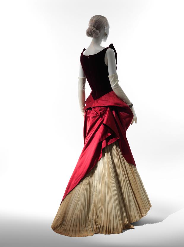 Charles James (American, born Great Britain, 1906–1978), Ball Gown, 1949-50 Charles James (American, born Great Britain, 1906–1978), Ball Gown, 1949-50