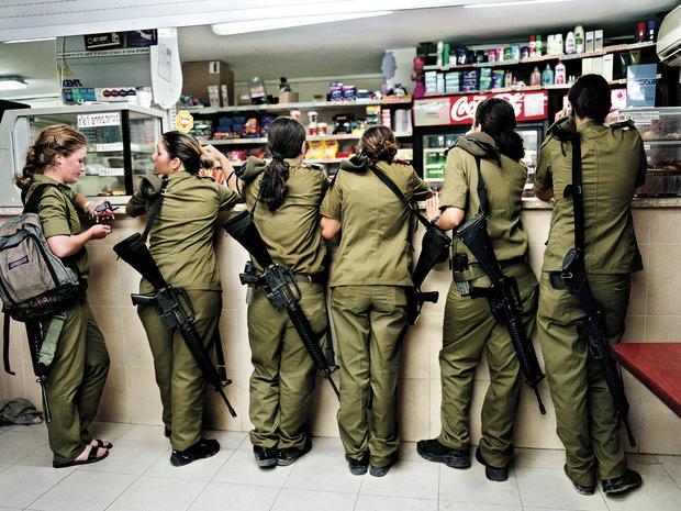 Military kiosk counter, Shaare Avraham, Israel, 2004.