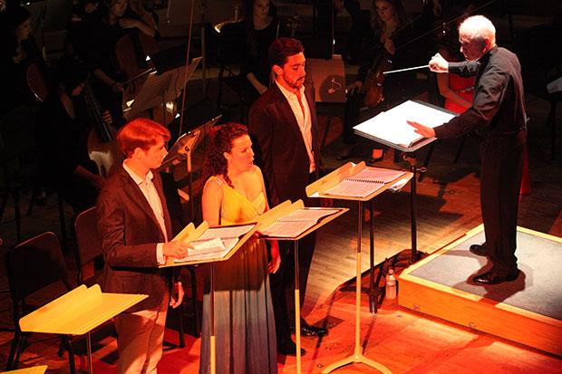 Isaiah Bell, Tammy Coil, Evan Hughes and conductor George Benjamin performing 'Written on Skin' in Tanglewood's Ozawa Hall on August 12, 2013 Isaiah Bell, Tammy Coil, Evan Hughes and conductor George Benjamin performing 'Written on Skin' in Tanglewood's Ozawa Hall on August 12, 2013