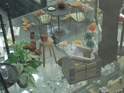 And what figurine would be complete without custom furniture?