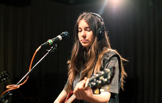 Danielle Haim.
