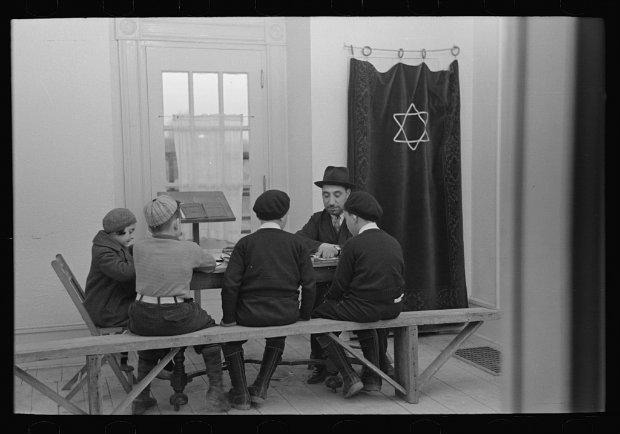 Visiting rabbi teaching the Orthodox religion to children at Jersey Homesteads, New Jersey .