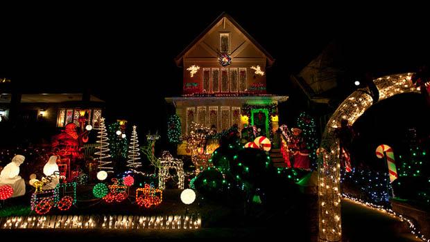 Dyker Heights, Brooklyn is known for its over-the-top holiday decorations. The light displays get more and more elaborate each year. Dyker Heights, Brooklyn is known for its over-the-top holiday decorations and the light displays get more and more elaborate each year.