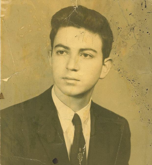 Leonard at age 16. Leonard at age 16.