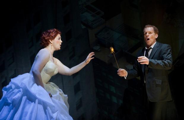 Meagan Miller (Danae) and Roger Honeywell (Midas)