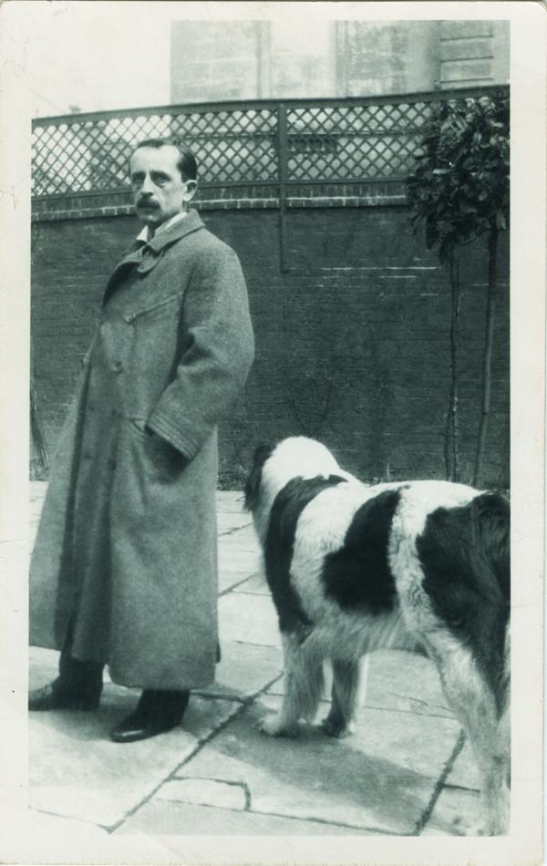 J. M. Barrie and Luath, 1904 (Beineke Rare Book and Manuscript Library, Yale University)