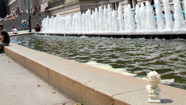 Photo No. 5 (Nov. 7) Answer: Metropolitan Museum of Art.