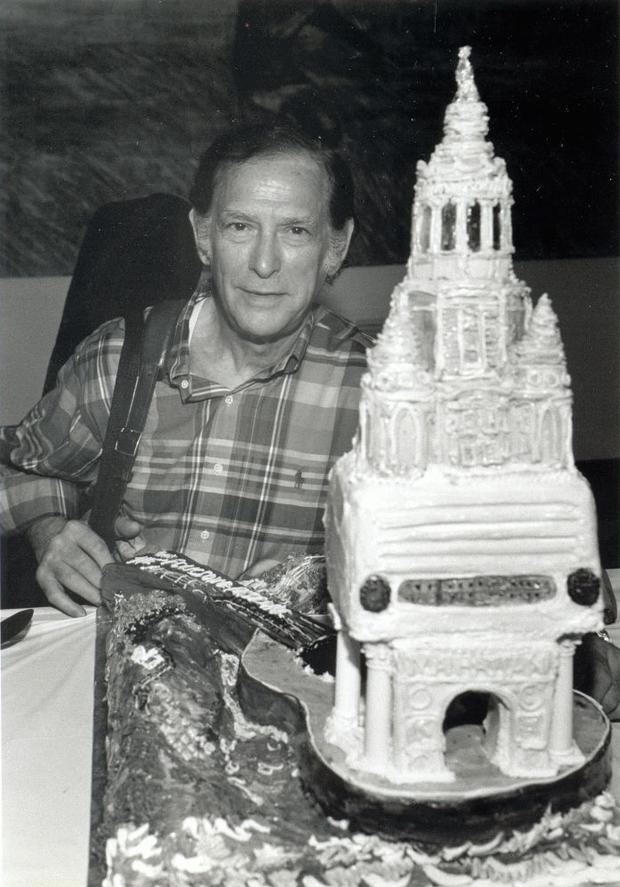 Oscar Brand at the 50th anniversary of Folksong Festival in December 1995 Oscar Brand at the 50th anniversary of Folksong Festival in December 1995