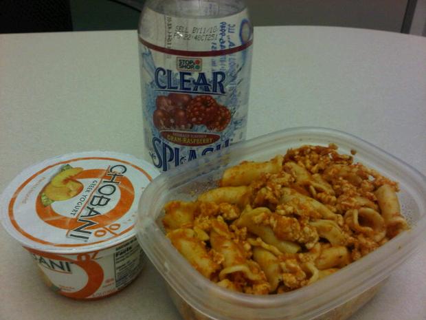 Dinner: ground turkey with tomato sauce and pasta; Chobani Greek yogurt, peach; Stop Shop Clear Splash cranberry-flavored water
