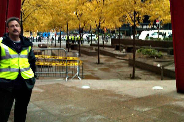 Zuccotti Park cleared after protesters were told to leave temporarily.