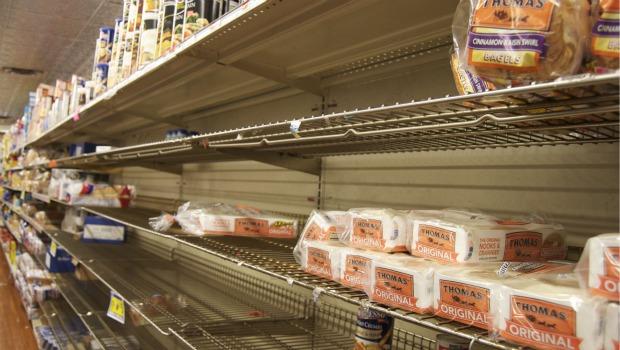 Met customers in Crown Heights looking for bread beyond Thomas english muffins were out of luck. Met customers in Crown Heights looking for bread beyond Thomas english muffins were out of luck.