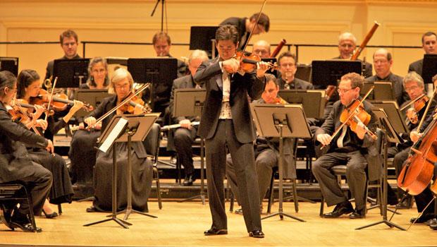 Ryu Goto plays with the Orpheus Chamber Orchestra in Carnegie Hall. Ryu Goto plays with the Orpheus Chamber Orchestra in Carnegie Hall.