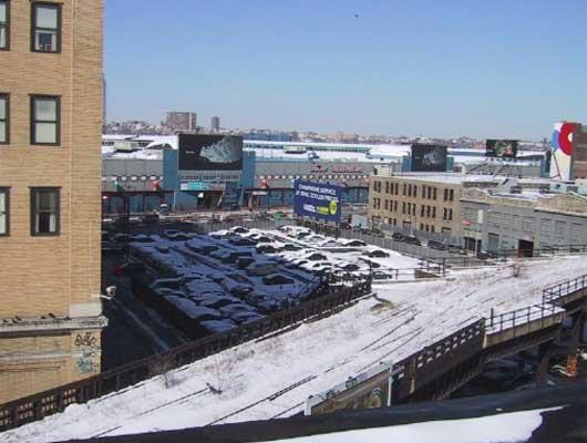 The final freight train carried three carloads of frozen turkeys down the High Line in 1980.