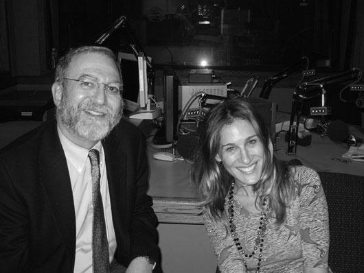 Leonard with actor Sarah Jessica Parker, 2005.