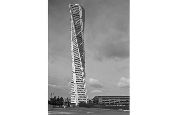 From Building Up and Tearing Down: Reflections on the Age of Architecture by Paul Goldberger (The Monacelli Press) From Building Up and Tearing Down: Reflections on the Age of Architecture by Paul Goldberger (The Monacelli Press)