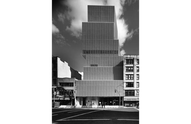 From Building Up and Tearing Down: Reflections on the Age of Architecture by Paul Goldberger (The Monacelli Press) From Building Up and Tearing Down: Reflections on the Age of Architecture by Paul Goldberger (The Monacelli Press)