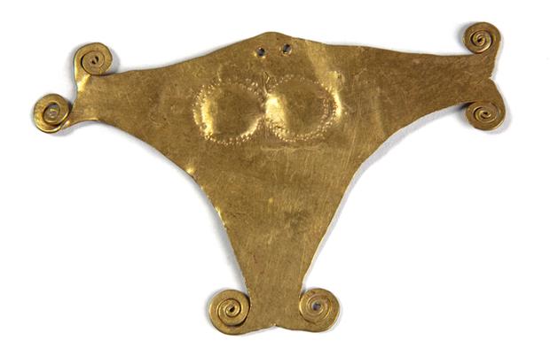 Gold
Bodrogkeresztúr Culture, Moigrad, 4000–3500 BC
National History Museum of Romania, Bucharest: 54573 Gold
Bodrogkeresztúr Culture, Moigrad, 4000–3500 BC
National History Museum of Romania, Bucharest: 54573