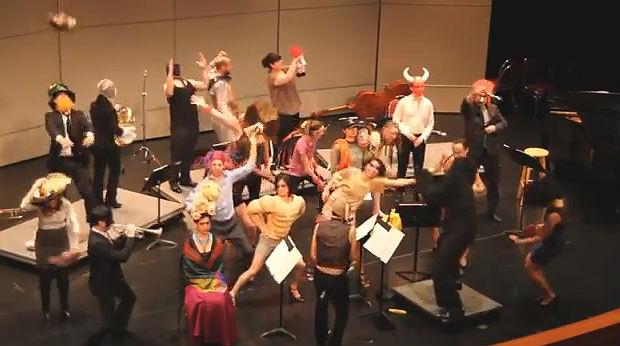 The Knights do the Harlem Shake The Knights do the Harlem Shake