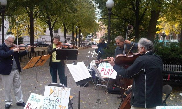 St. Paul Chamber Orchestra musicians stage rally St. Paul Chamber Orchestra musicians stage rally