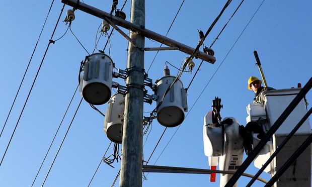 LIPA workers in Far Rockaway trying to restore power after Hurricane Sandy. LIPA workers in Far Rockaway trying to restore power after Hurricane Sandy.
