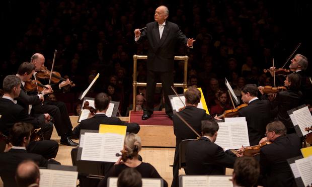 Lorin Maazel leads the Vienna Philharmonic at Carnegie Hall Lorin Maazel leads the Vienna Philharmonic at Carnegie Hall
