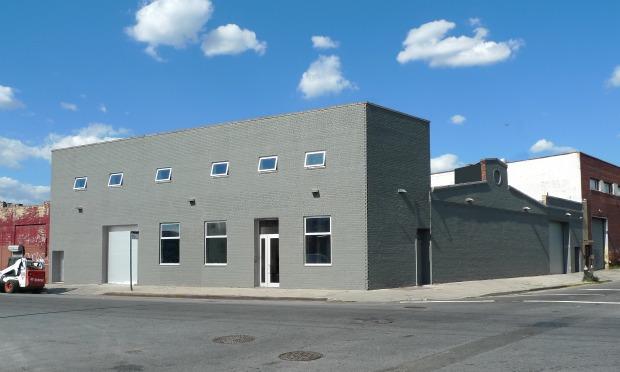Luhring Augustine's new storage and exhibition space on Knickerbocker Avenue in Bushwick Luhring Augustine's new storage and exhibition space on Knickerbocker Avenue in Bushwick