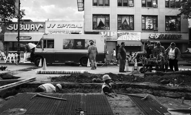 Con Ed working in Astoria, Queens on Steinway Street after the blackout of summer 2006.