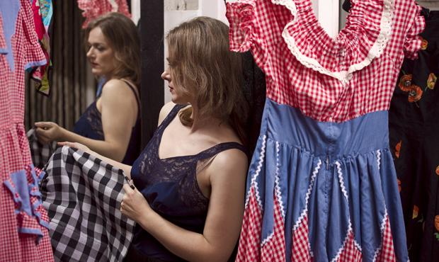 Laura Cantrell offers a tribute to the 1950s “Queen of Country Music,” Kitty Wells. Laura Cantrell offers a tribute to the 1950s “Queen of Country Music,” Kitty Wells.