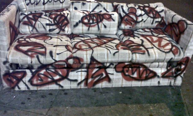 Bedbug couch Bedbug couch