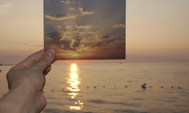 Lisa Oppenheim, 'The Sun is Always Setting Somewhere Else', 2006, 35mm slide projection.