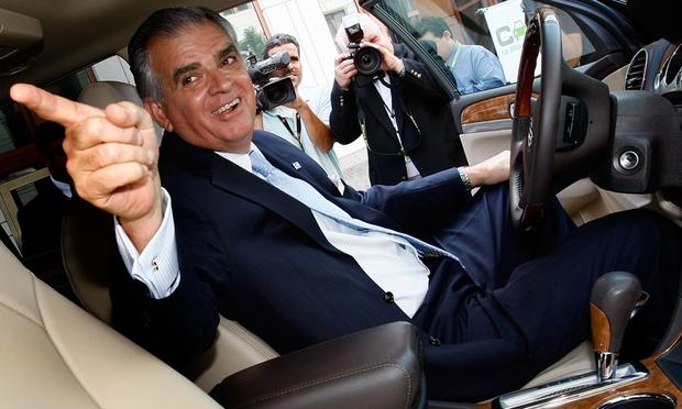 Ray LaHood WASHINGTON - JULY 27: U.S. Transportation Secretary Ray LaHood climbs inside a new Buick crossover vehicle during an event to kick off the Car Allowance Rebate System, or 'Cash for Clunkers' program