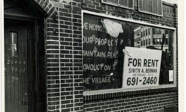 Stonewall Inn, 1969, Diana Davies, NYPL stonewall4.jpg
