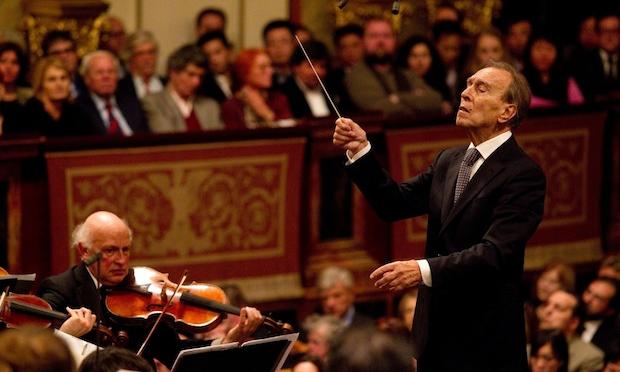Claudio Abbado conducts the Vienna Philharmonic Claudio Abbado conducts the Vienna Philharmonic
