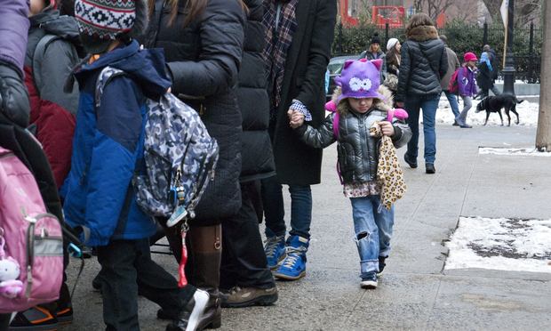 Parents bringing students to school lower manhattan elementary school