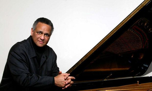 Pianist Andre Watts Pianist Andre Watts