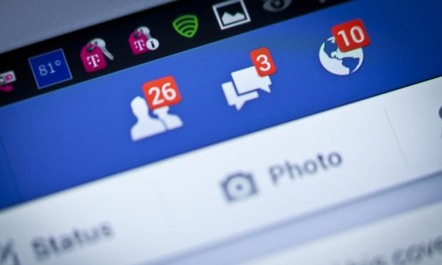 facebook feed