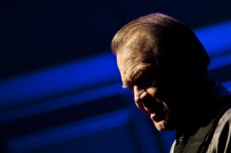 Glen Campbell performs during the Alzheimer's Association Evening with Glen Campbell at The Library of Congress on May 16, 2012 in Washington, DC.