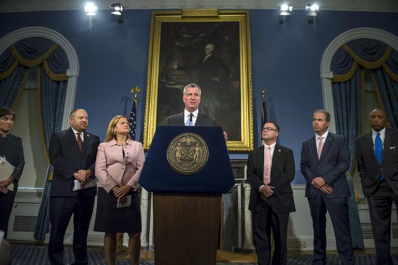 Mayor de Blasio calls for changes to state law after death of Police Officer Randolph Holder - October 23, 2015