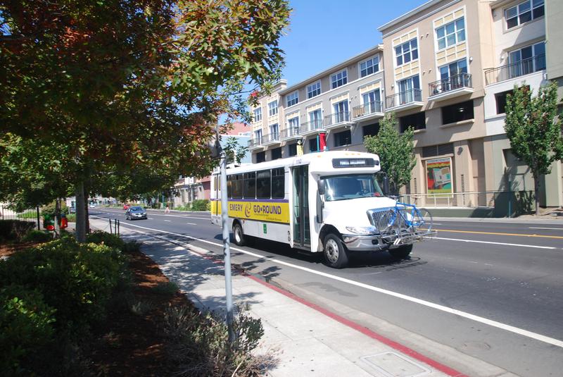Emeryvile's free bus shuttle
