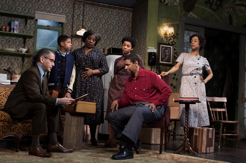 David Cromer, Bryce Clyde Jenkins, LaTanya Richardson Jackson, Anika Noni Rose, Denzel Washington, Sophie Okenedo in Lorraine Hansberry's "A Raisin in the Sun," at the Ethel Barrymore Theatre.