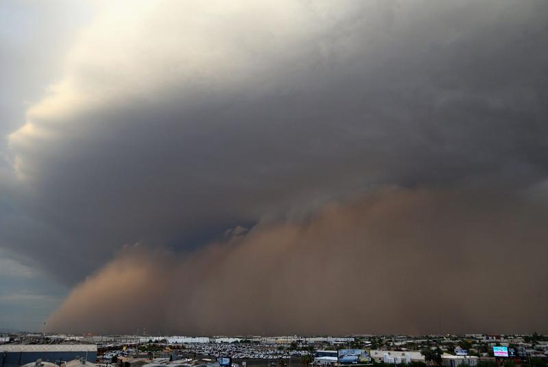 A dust storm approaches Phoenix before the MLB game between the San Diego Padres and the Arizona Diamondbacks on August 26, 2013, in Phoenix, Arizona.