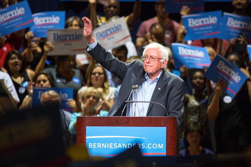 U.S. Sen. Bernie Sanders (I-VT) speaks to the crowd at the Phoenix Convention Center July 18, 2015 in Phoenix, Arizona.