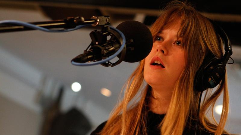 Anna von Hausswolff performs in the Soundcheck studio.