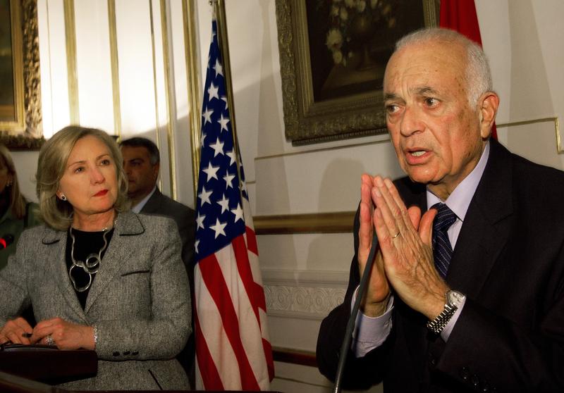 US Secretary of State Hillary Clinton (L) and Egyptian Foreign Minister Nabil al-Arabi conduct a press conference on March 15, 2011, inside Tahrir Palace in Cairo.