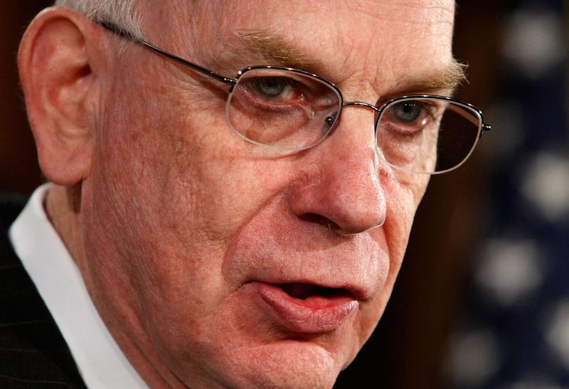 (FILE) U.S. Sen. Robert Bennett (R-UT) speaks during a news conference on the economic stimulus package on Capitol Hill January 29, 2009