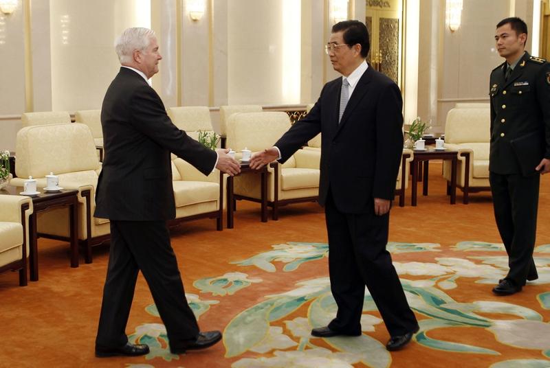US Secretary of Defense Robert Gates meets with President Hu Jintao of China