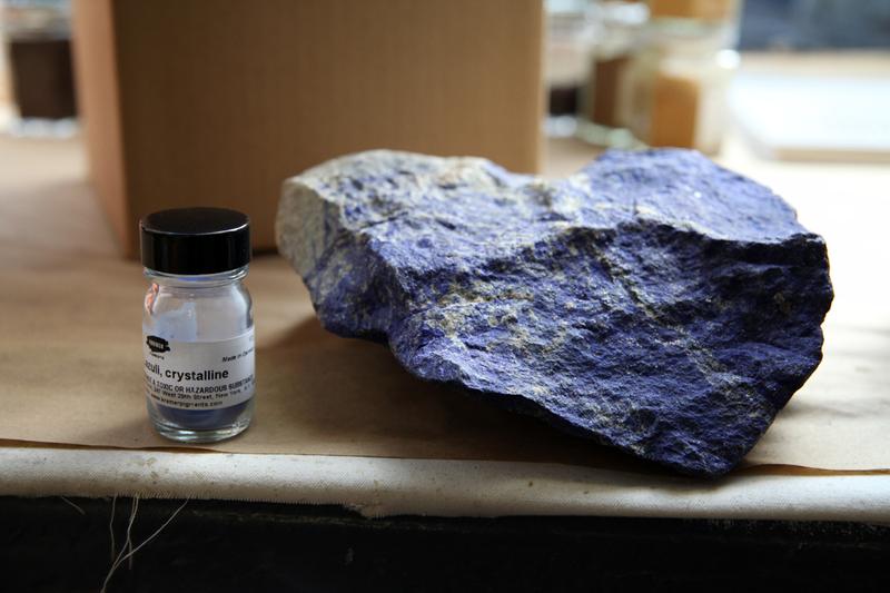 Lapis Lazuli at Kremer Pigmente.